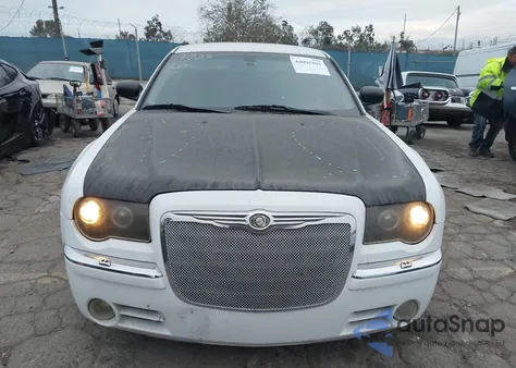2006 Chrysler 300C from USA, damaged, VIN 2C3KA63H36H357062